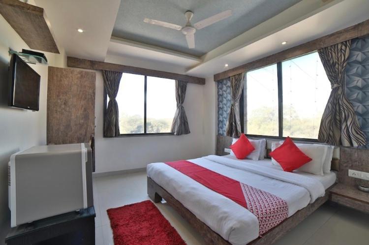 Hotel Green Apple Gandhinagar Exterior photo